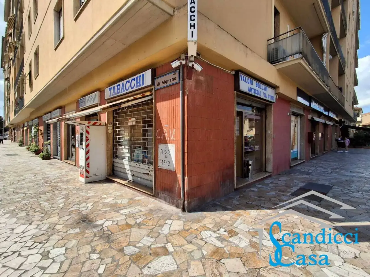 Esercizio commerciale in Via Amendola, Scandicci, {3} - Foto 1