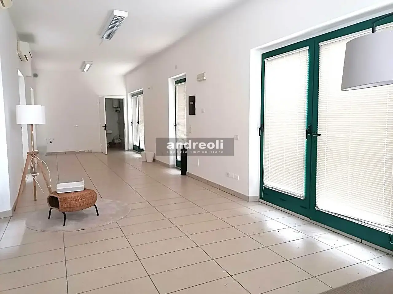 Negozio in , Maiolati Spontini, {3} - Foto 2