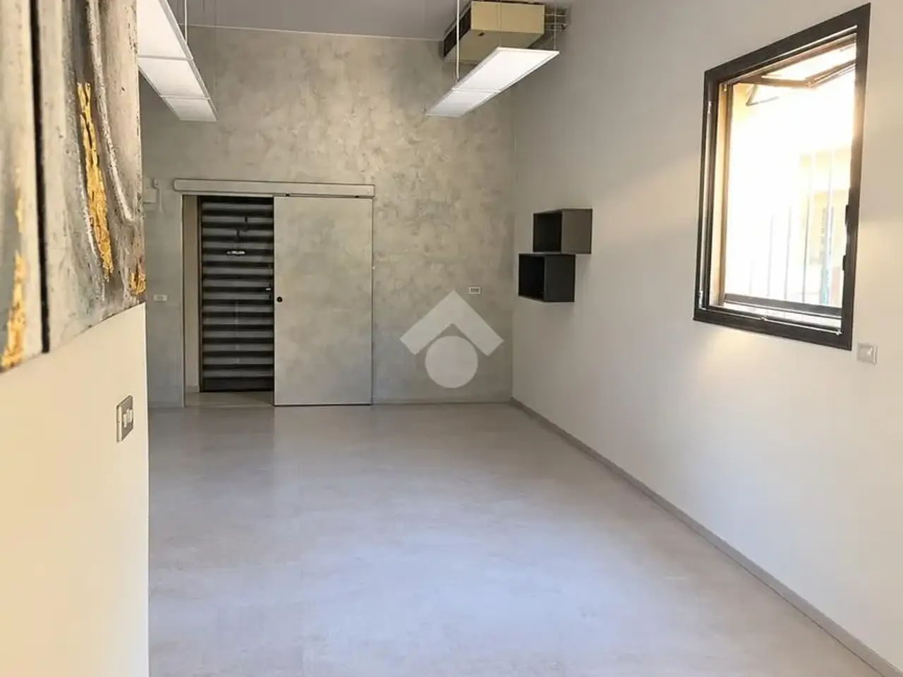 Negozio in Via Circondaria Sud 47, Castelfranco Emilia, {3} - Foto 2