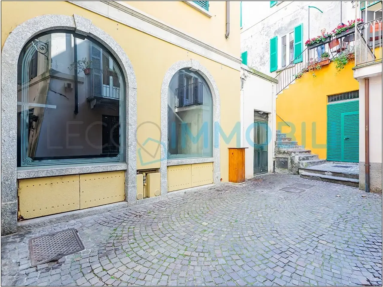 Negozio in Vicolo Airoldi 5, Lecco, {3} - Foto 1