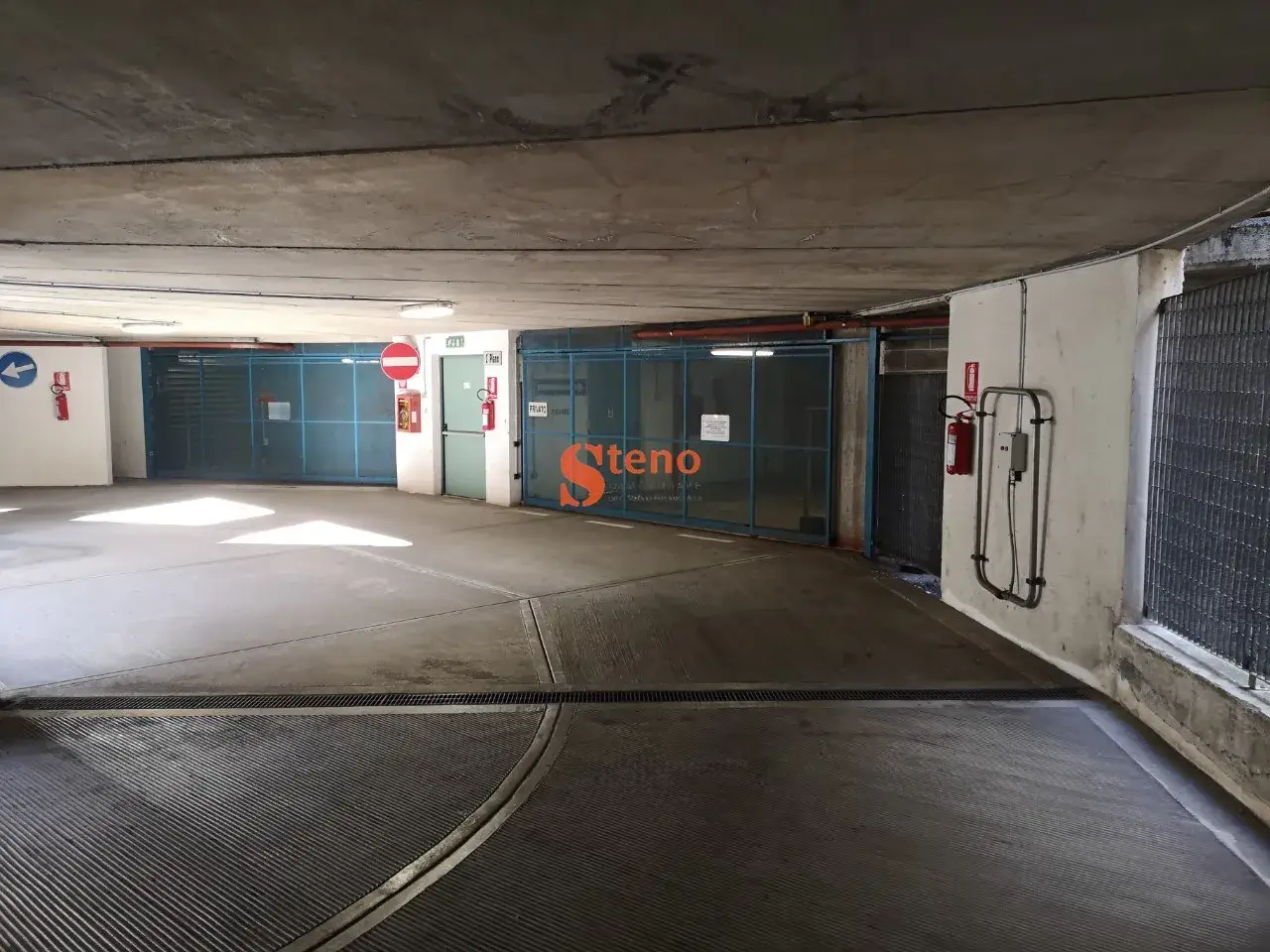 Garage in , Imperia, {3} - Foto 2