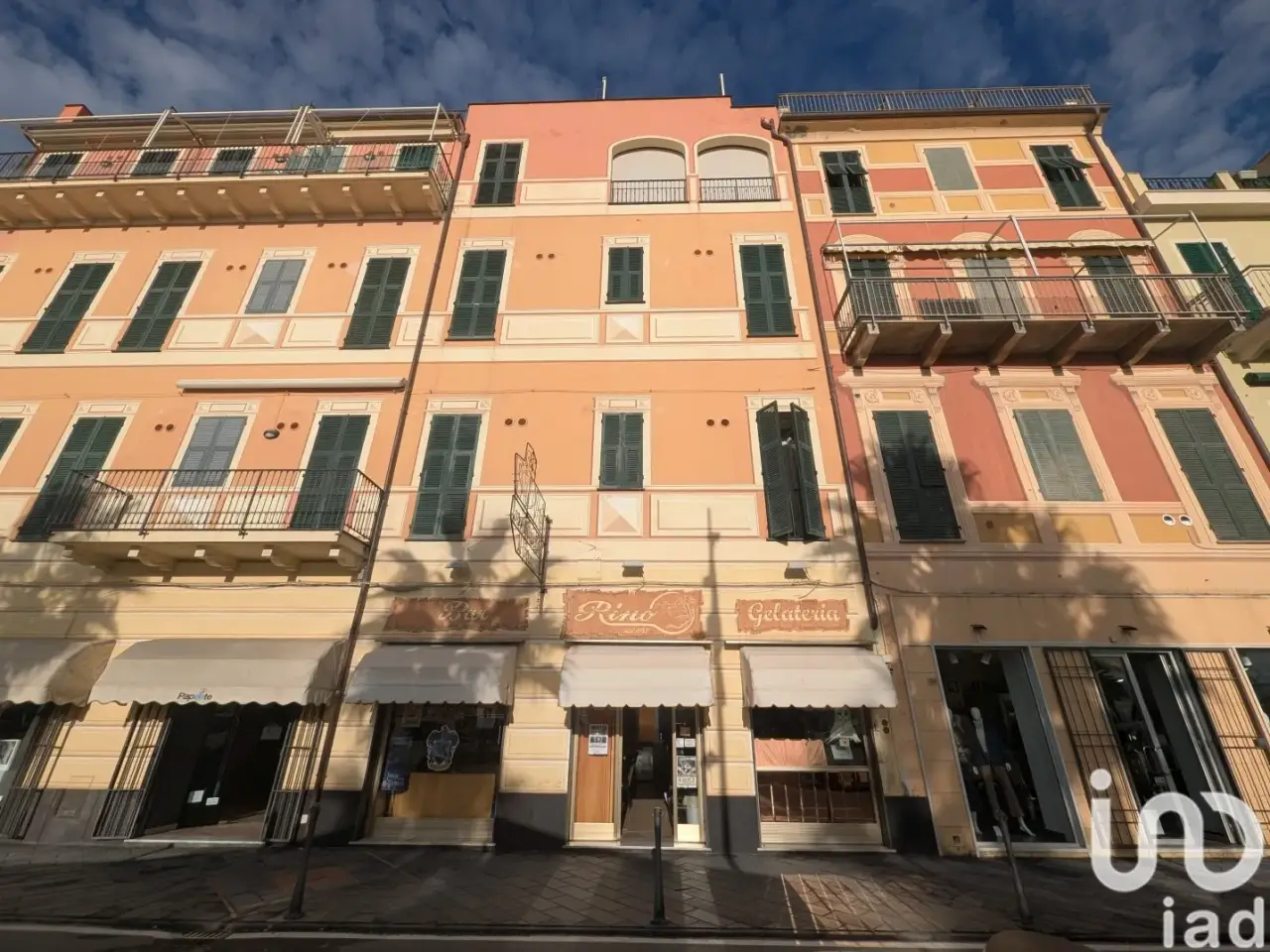 Esercizio commerciale in Corso Roma 200, Loano, {3} - Foto 2