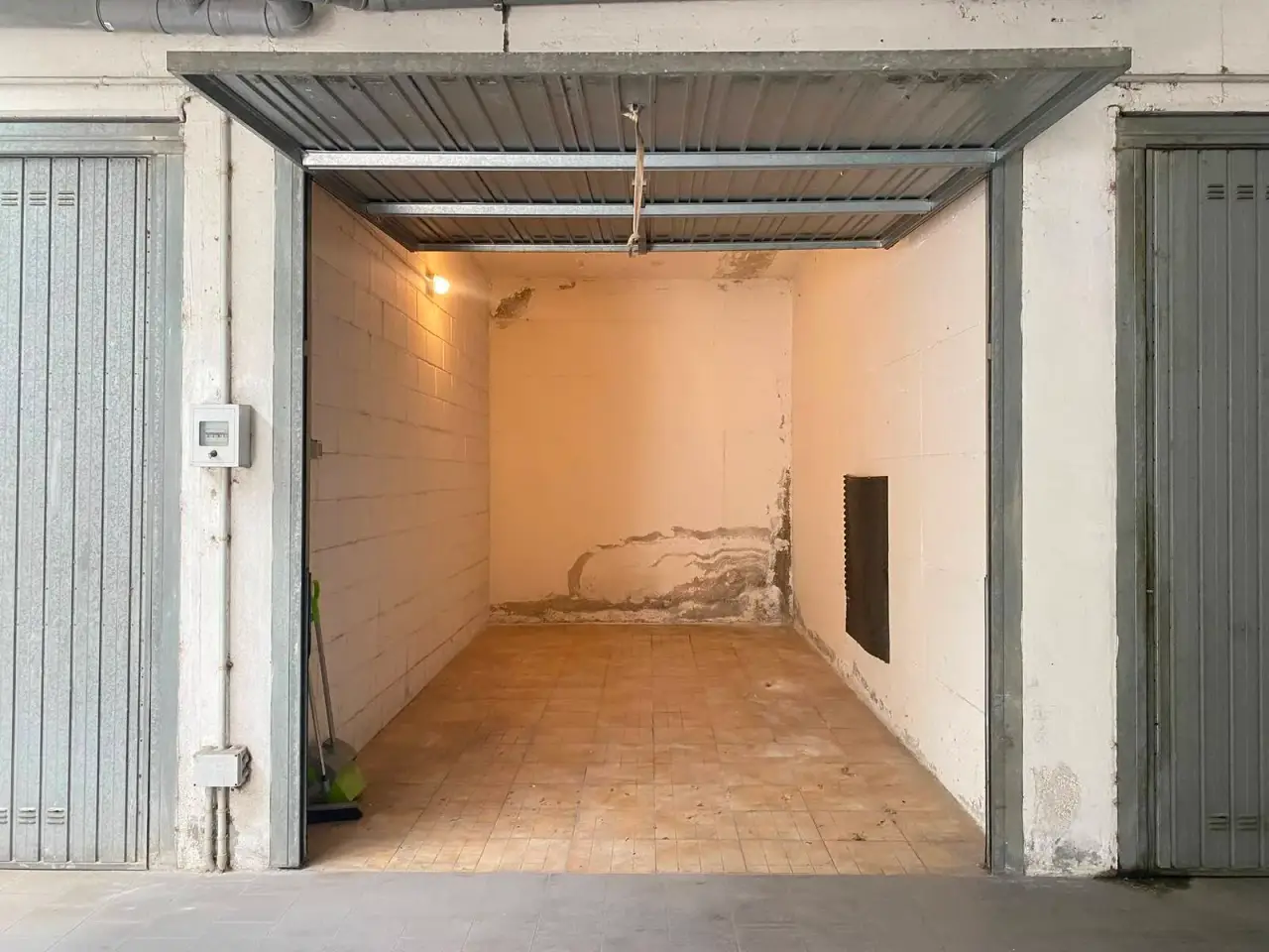 Parcheggio chiuso in Via Francesco Crotti 25, Piacenza, {3} - Foto 2