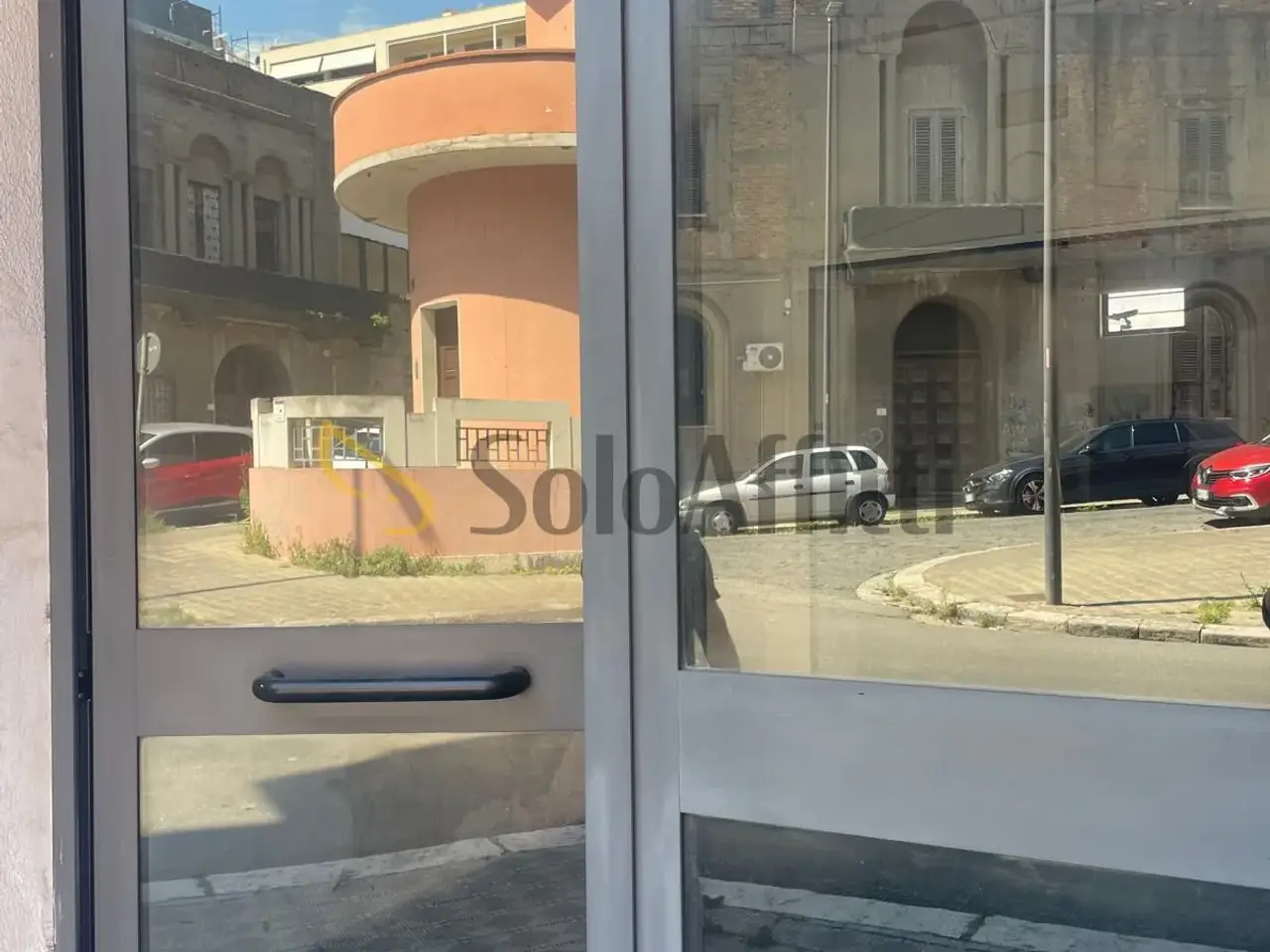 Negozio in Via Gregorio Palestino 6, Reggio Calabria, {3} - Foto 1
