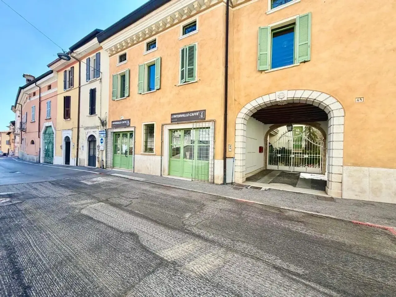 Negozio in Via della Repubblica 43, Lonato del Garda, {3} - Foto 2