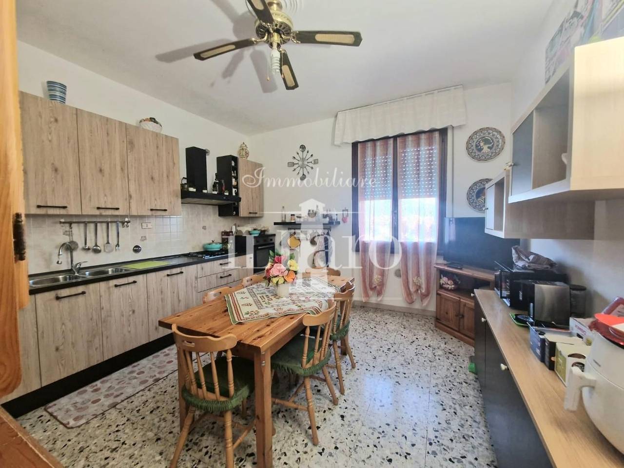 appartamento in vendita a Campi Bisenzio in zona Il Rosi