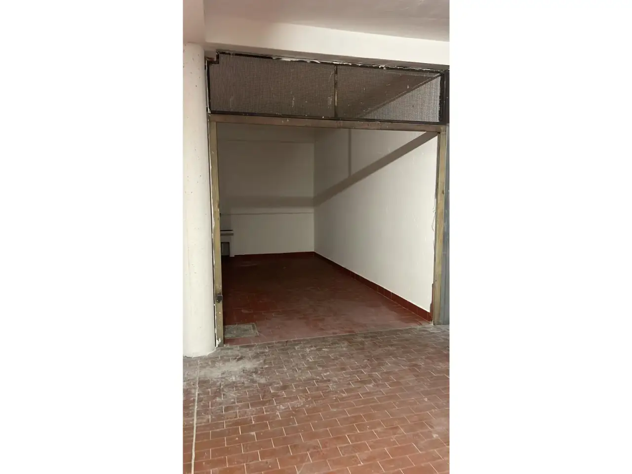 Garage - Autosilos - Parcheggio in Piazza della Libertà Snc, Rende, {3} - Foto 1