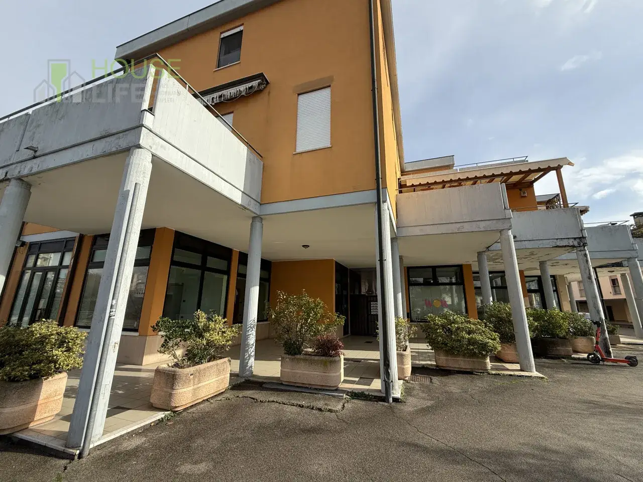 Negozio in Viale Sant'Agostino, Vicenza, {3} - Foto 2