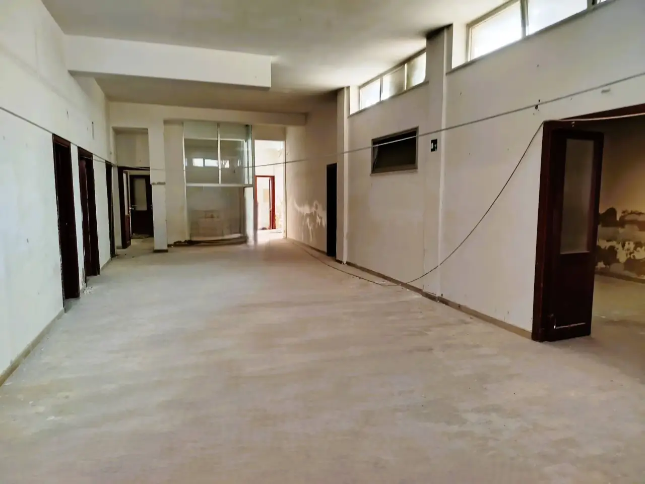 Negozio in Via Dante Canducci 5, Nettuno, {3} - Foto 1
