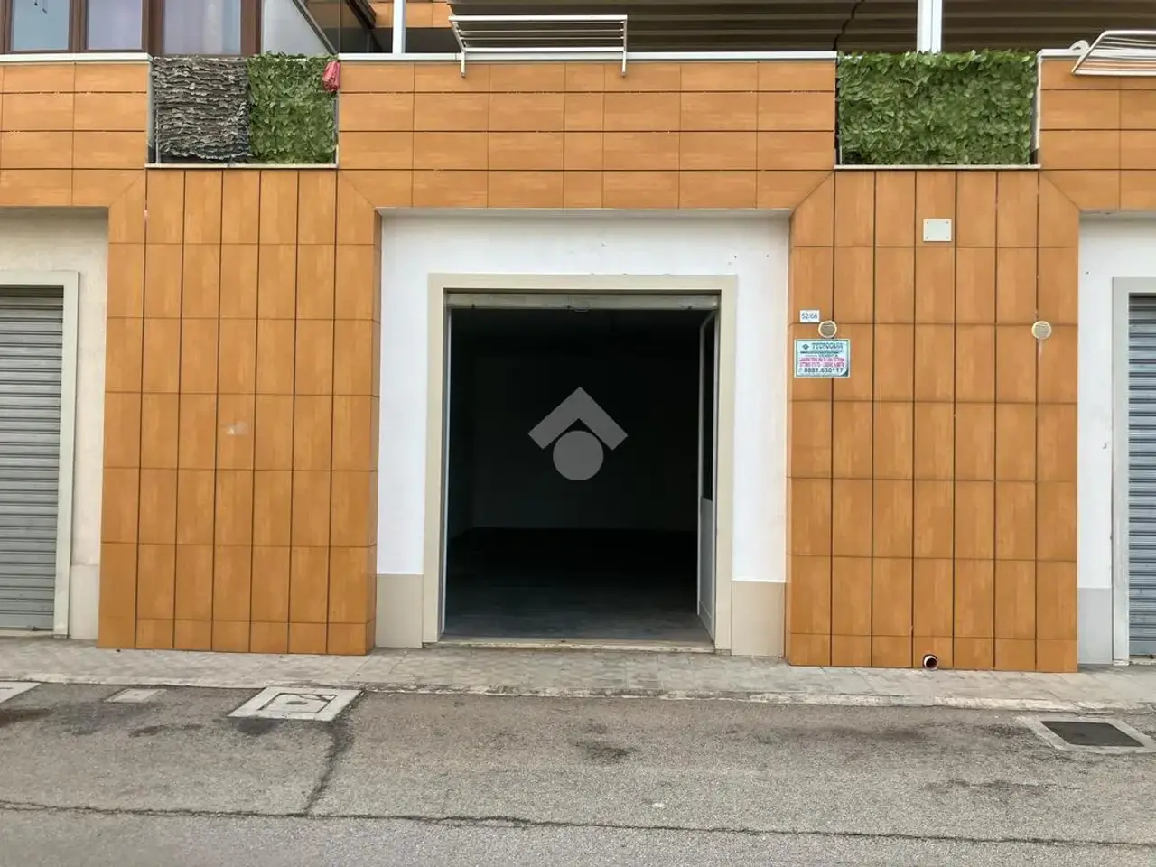 Laboratorio in Via Manfredonia 52, Foggia, {3} - Foto 1