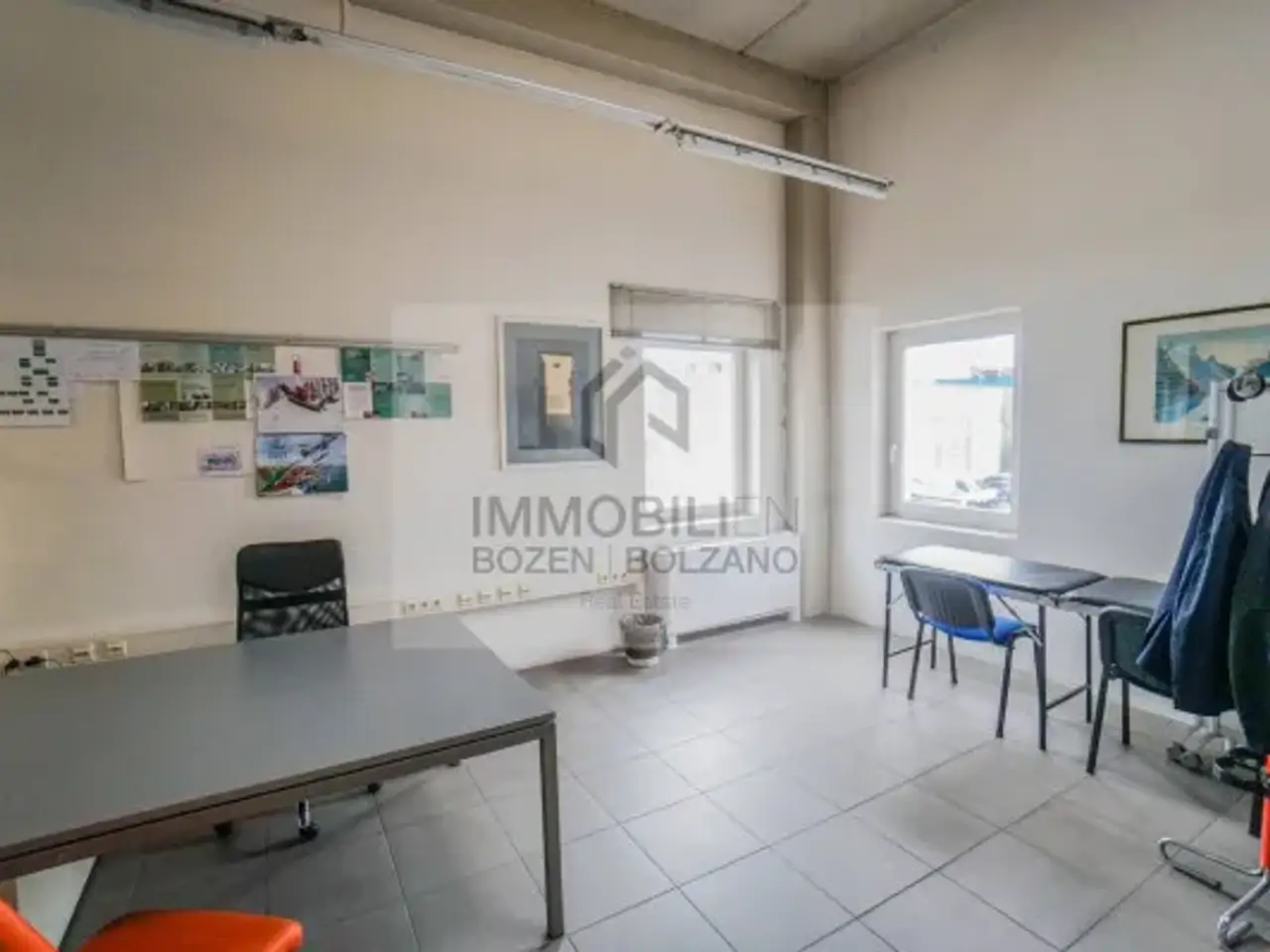 Ufficio in Via Bruno Buozzi 16, Bolzano, {3} - Foto 1