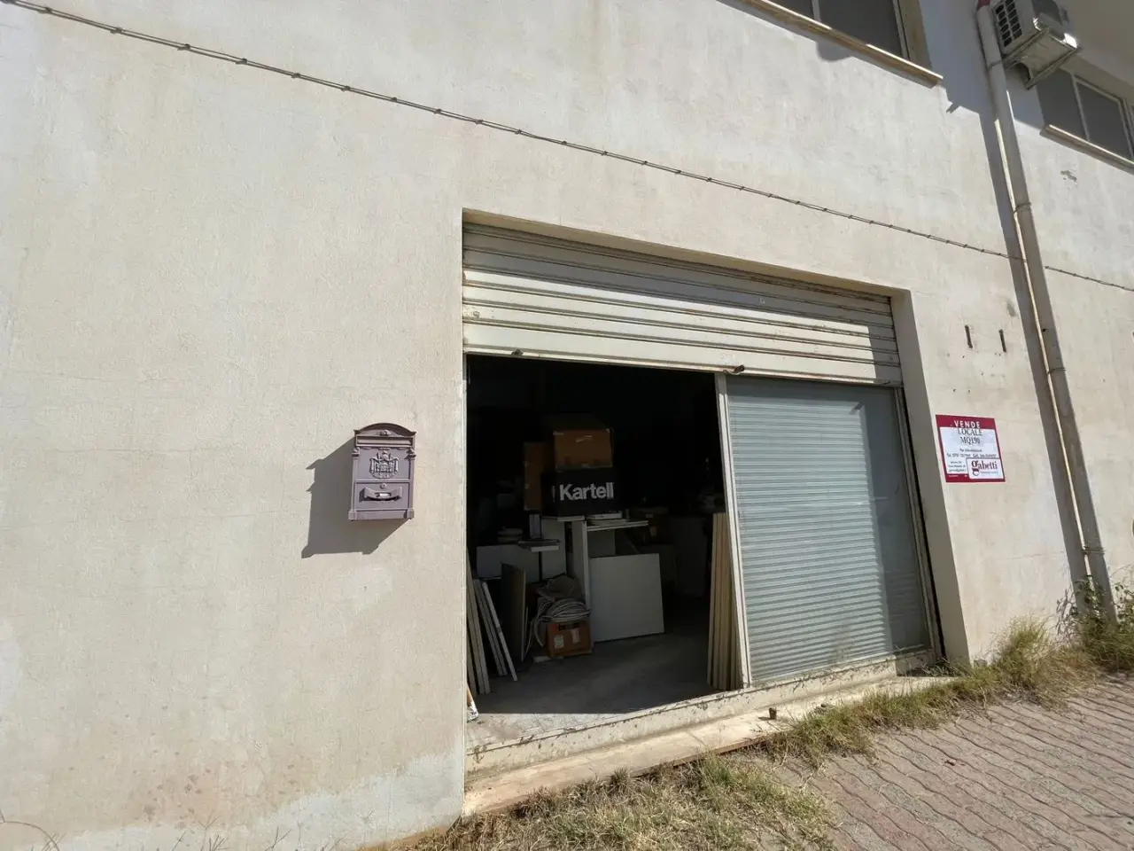 Magazzino in Via Costituente 1, Carbonia, {3} - Foto 2