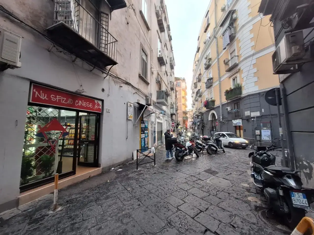 Negozio in Via Arenella 99, Napoli, {3} - Foto 1