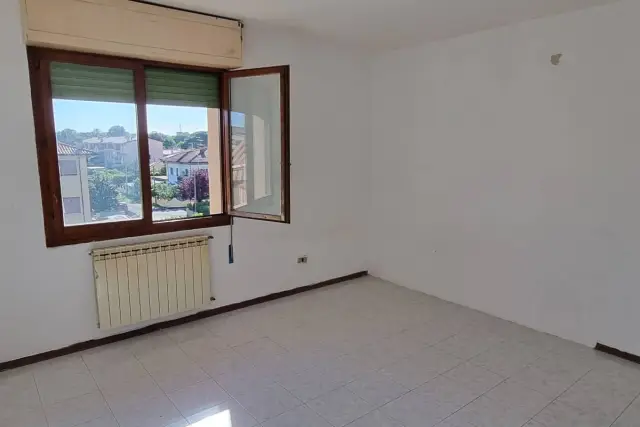 Vierzimmerwohnung in Via Gusci, Buggiano - Foto 1