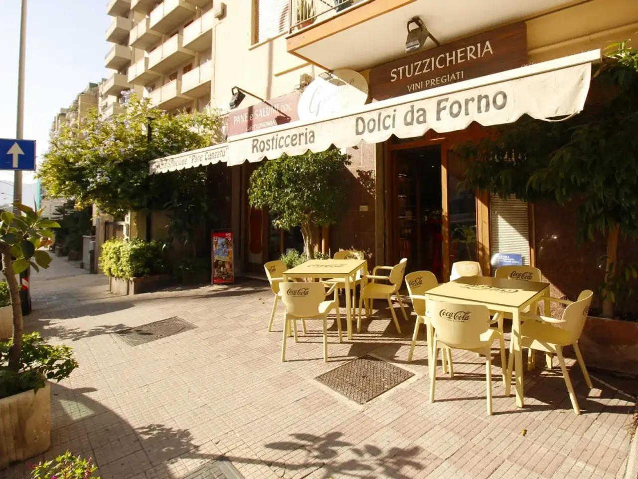 Negozio in Piazza Generale Antonio Cascino N. 169/170, Palermo, {3} - Foto 1