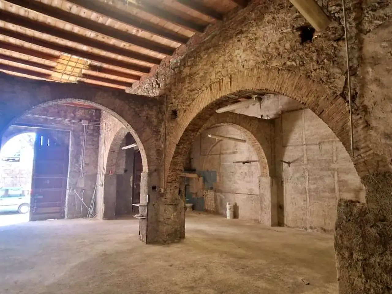 Magazzino in Via Aurora 2-3, Termini Imerese, {3} - Foto 2
