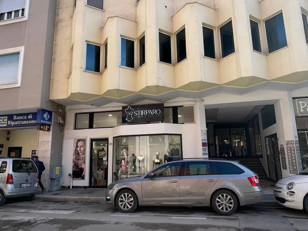 Negozio in Via Curzi 27, San Benedetto del Tronto, {3} - Foto 1