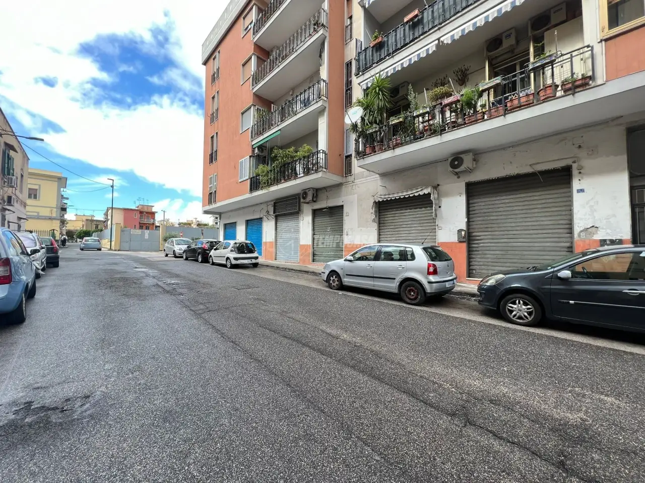 Magazzino in Via Alessandro d'Alessandro, Napoli, {3} - Foto 2