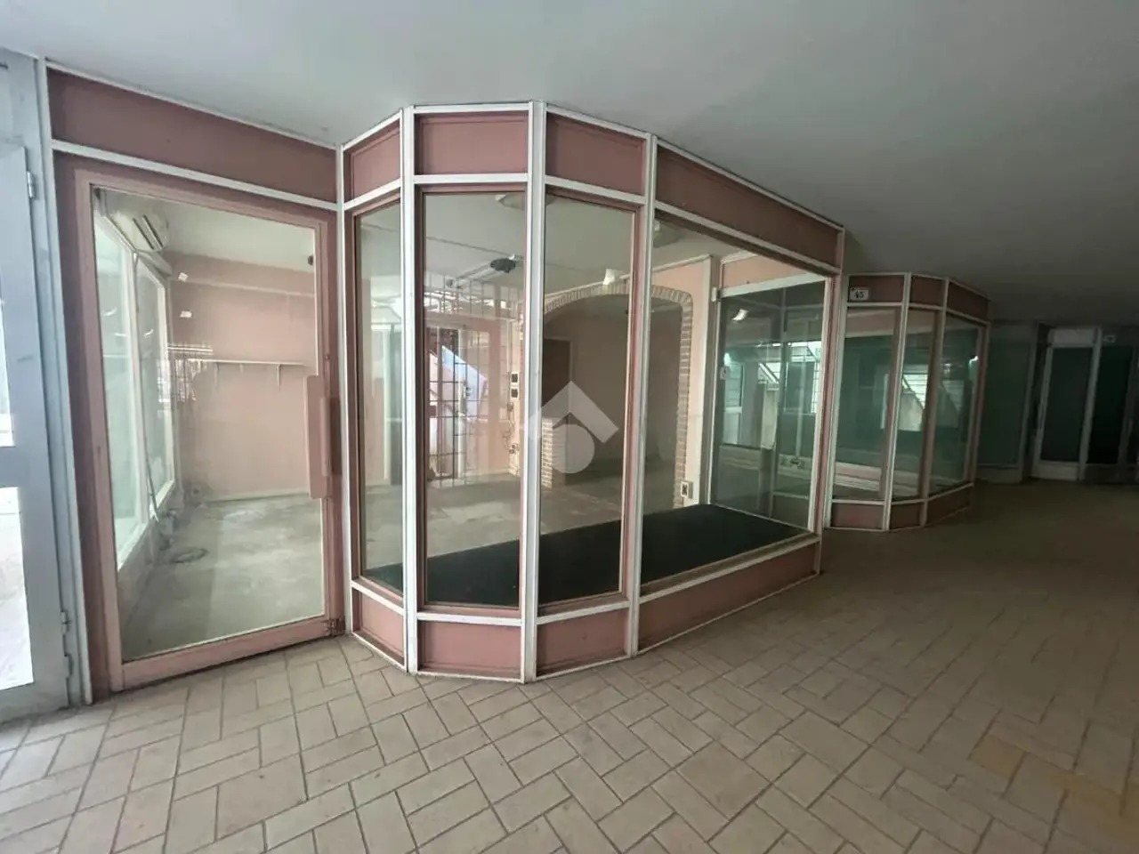 Laboratorio in Via Romana 43, Nettuno, {3} - Foto 2