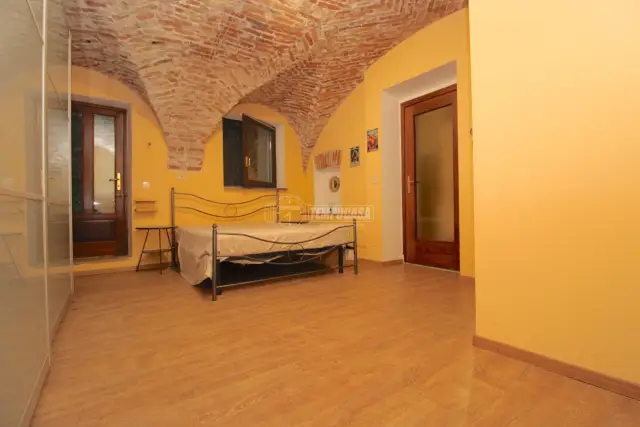 Dreizimmerwohnung in Via delle Scuole 6, Mondovì - Foto 1