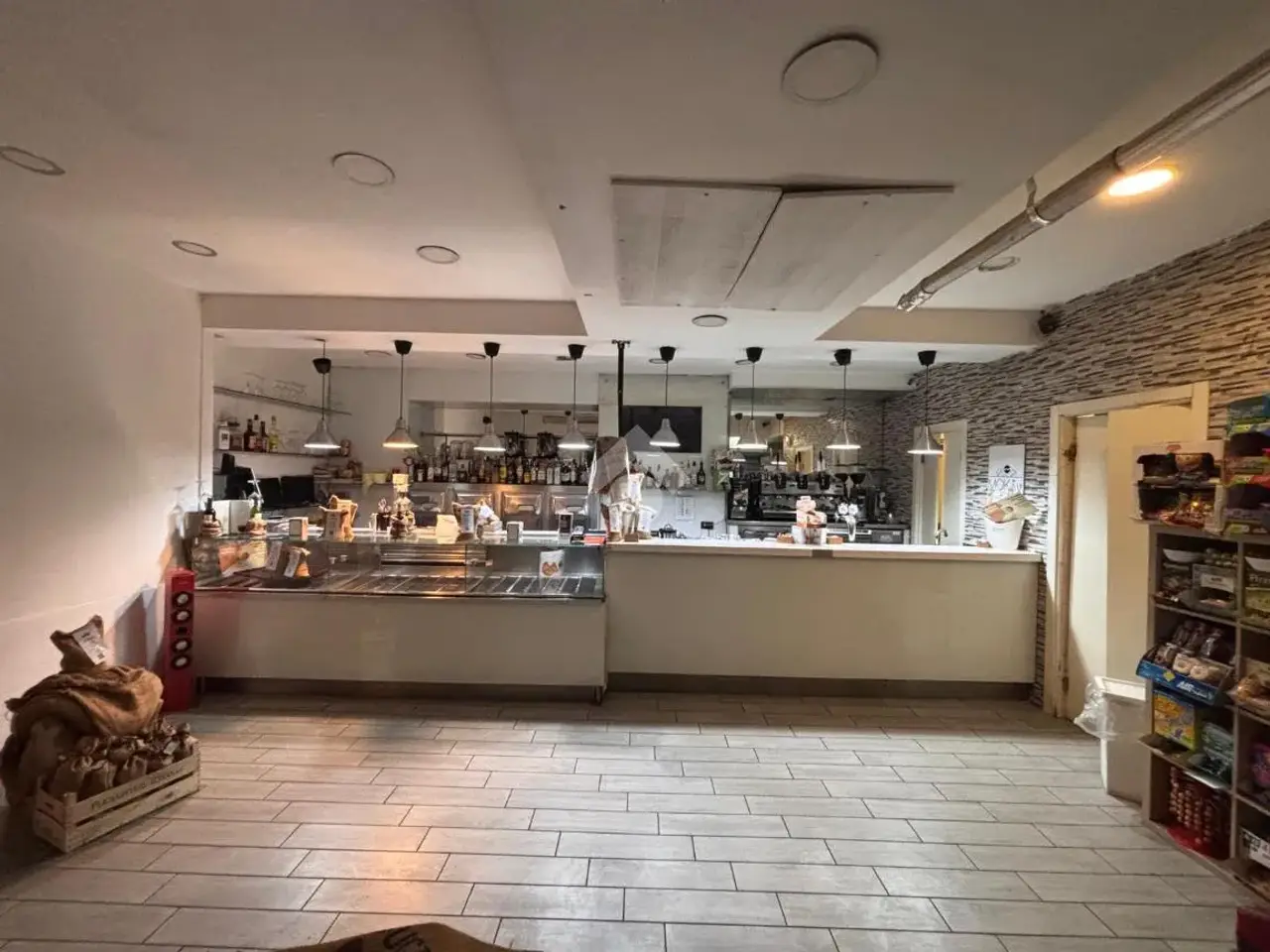 Negozio in Via della Libertà, Portici, {3} - Foto 1