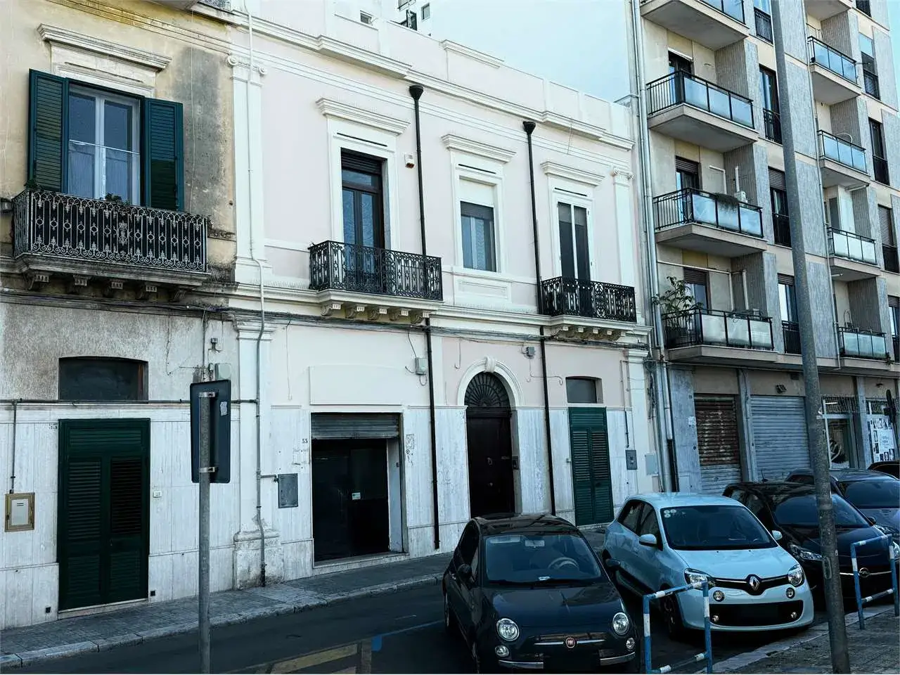 Locale commerciale in Via Castello, 55, 72100 Brindisi, Brindisi, {3} - Foto 1