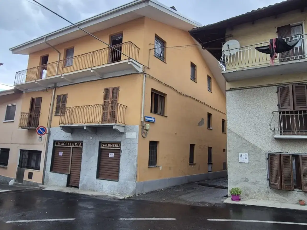 Palazzina commerciale in Via Biandrate 2, Foglizzo, {3} - Foto 2
