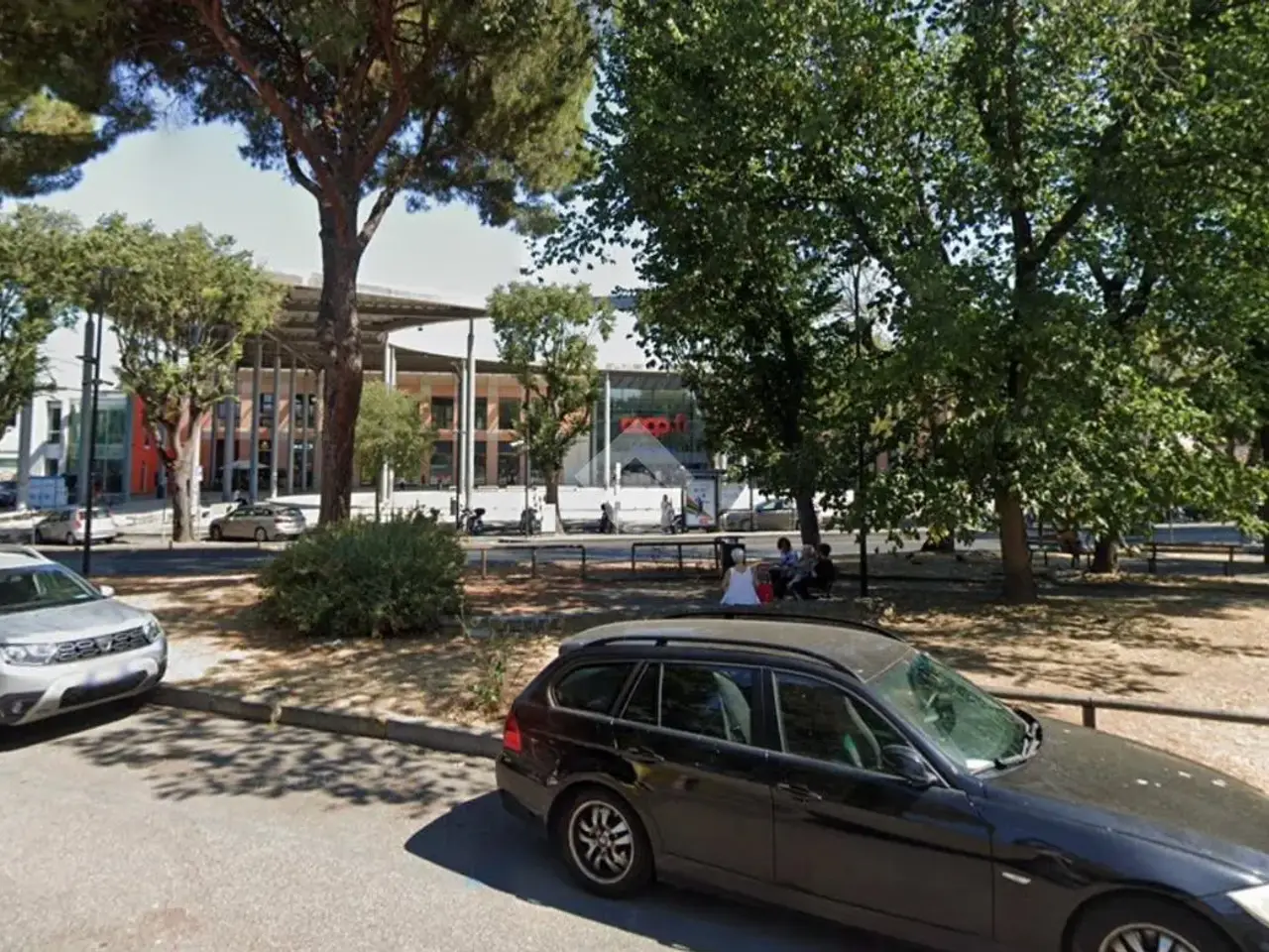 Negozio in Via di Ripoli 106, Firenze, {3} - Foto 2