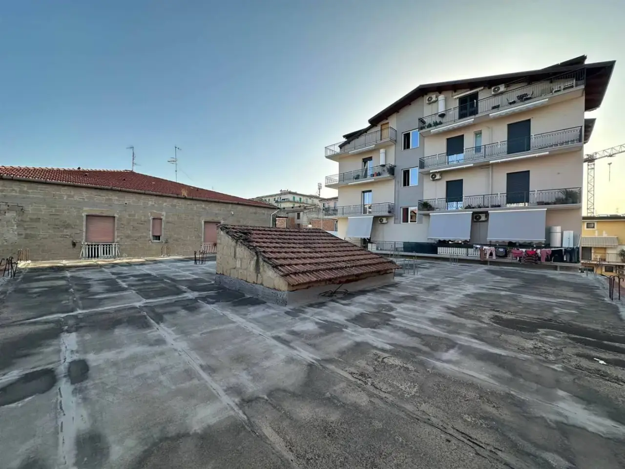 Locale commerciale in Via Manin 16, Bellizzi, {3} - Foto 1