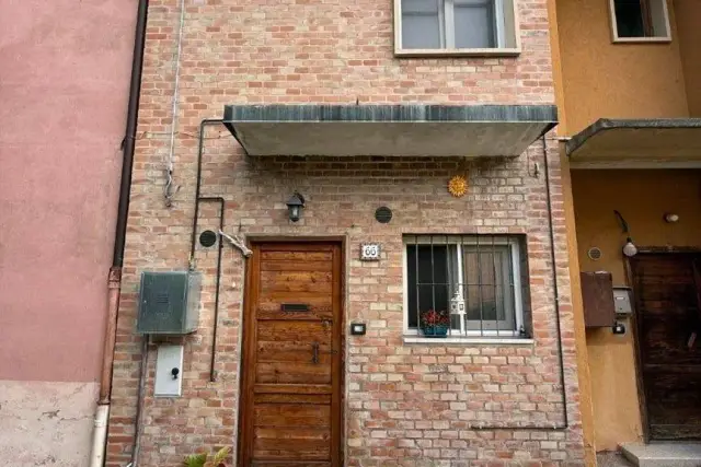 Casa indipendente in Via Circonvallazione 66, Argenta - Foto 1