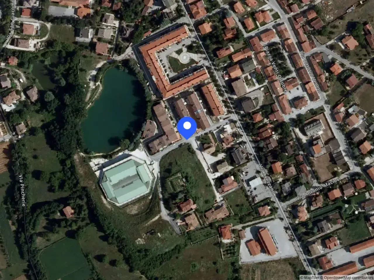 Fabbricato misto in Via Don Orlando di Orio, 67062 Magliano De' Marsi Aq, Italia 67062, Magliano De' Marsi, {3} - Foto 1