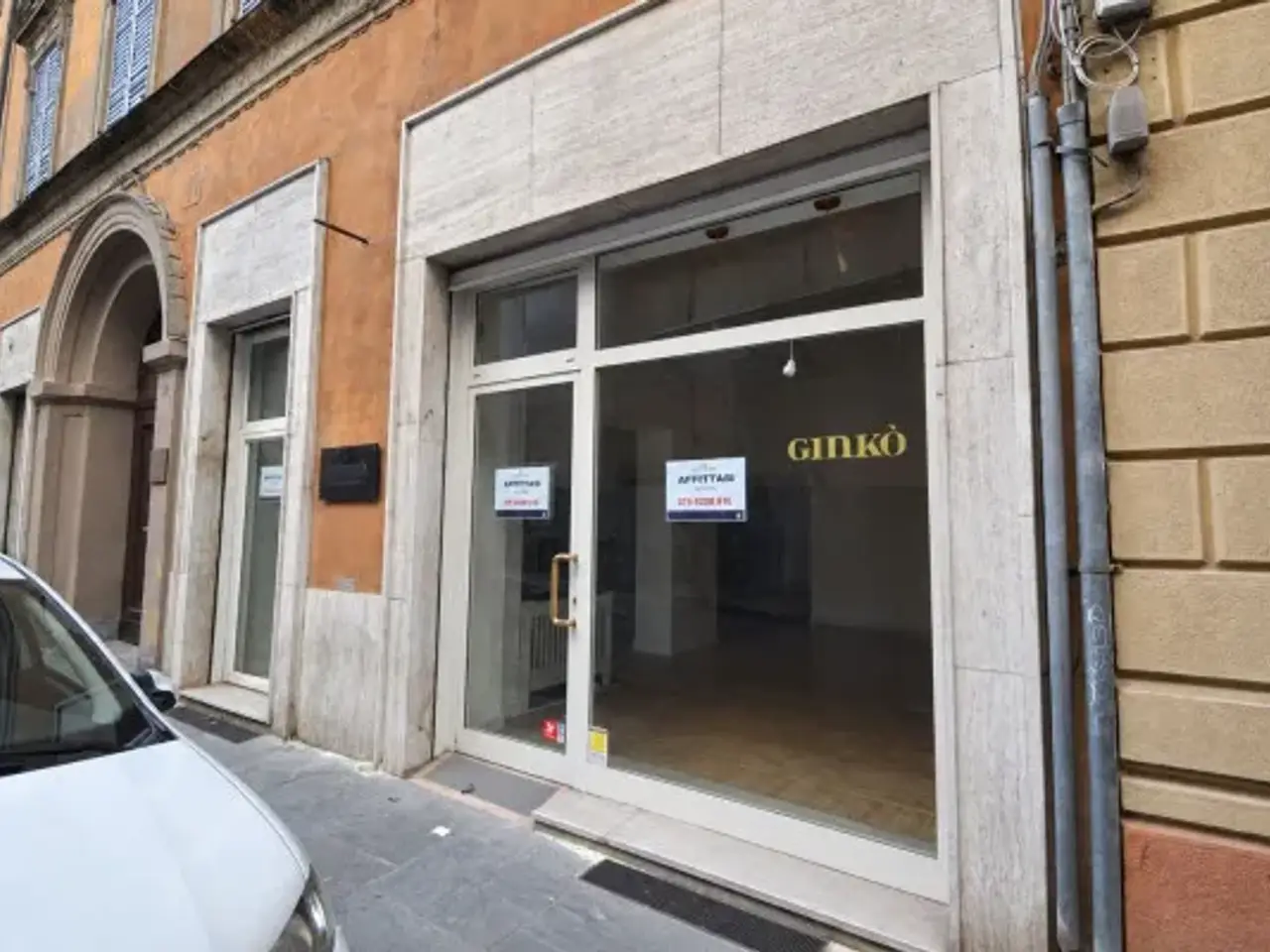 Negozio in Via Giosuè Carducci, Parma, {3} - Foto 2