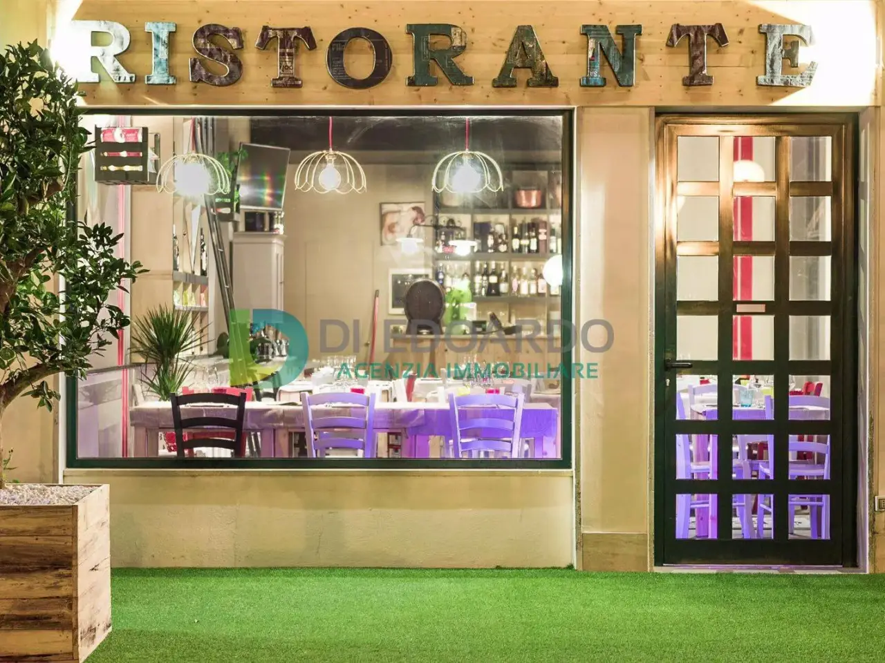 Esercizio commerciale in Lungomare Italia, Martinsicuro, {3} - Foto 1