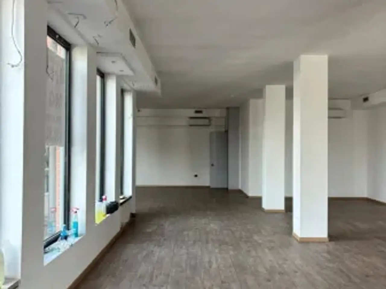 Negozio in Viale Europa, Castelfranco Veneto, {3} - Foto 1