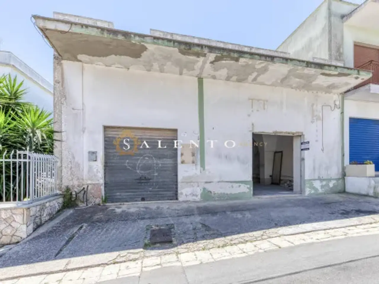 Negozio in Via Giuseppe Grassi 12, Castrignano Del Capo, {3} - Foto 2
