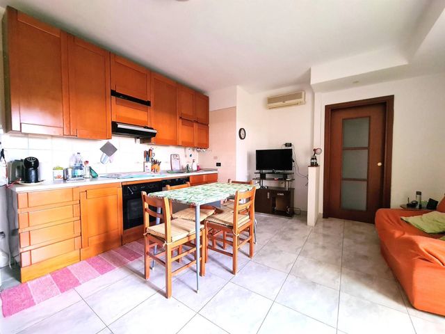 Dreizimmerwohnung in {3}, Viale Magna Grecia - Foto 1