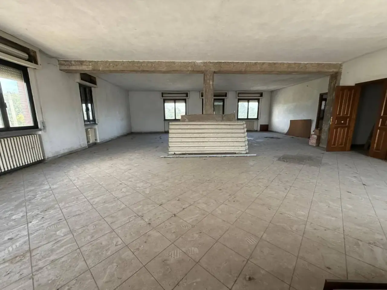 Magazzino in Via della Madonnina, Capannori, {3} - Foto 1