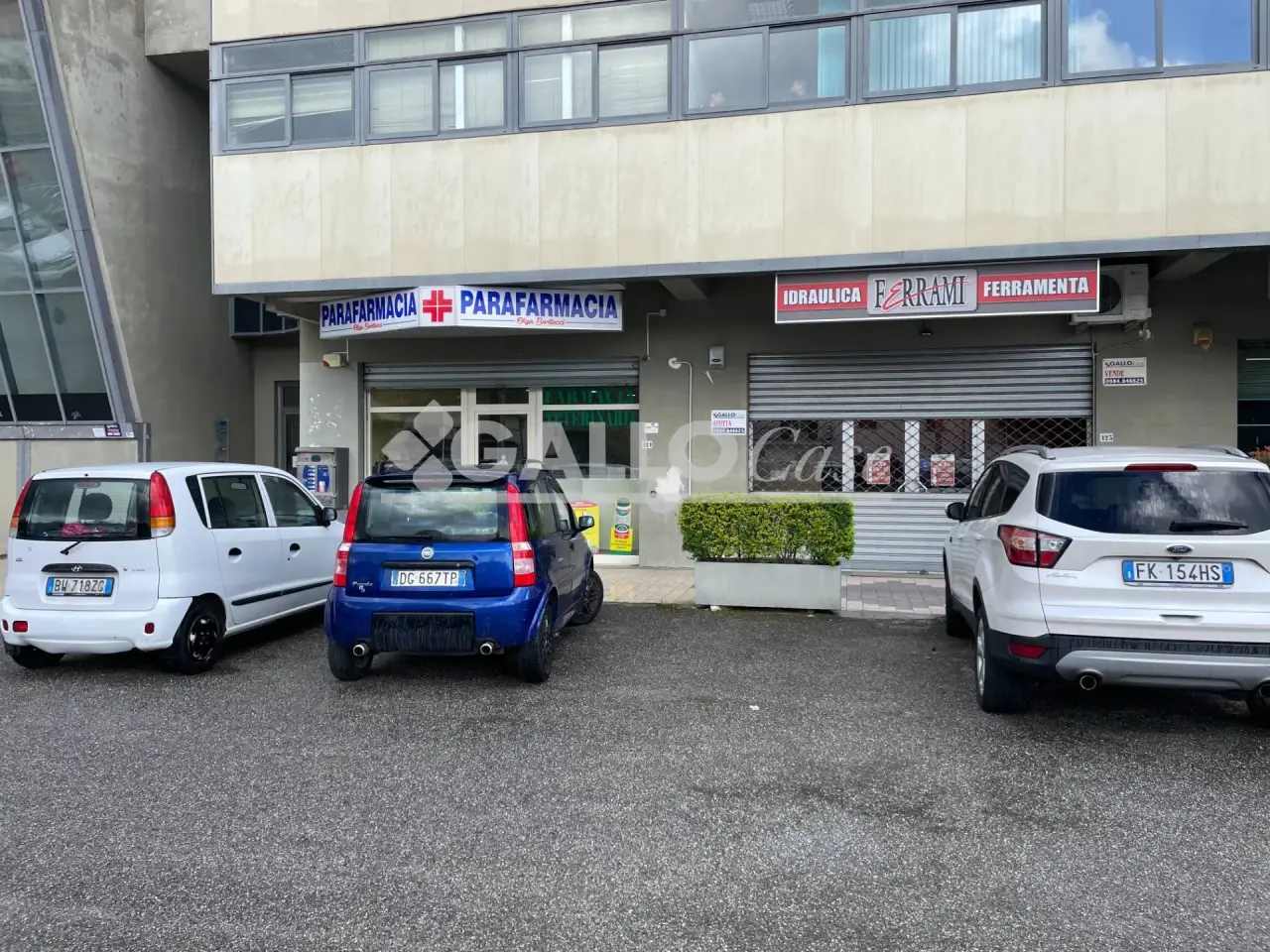 Negozio in C.da Cutura, S.S. Silana Crotonese, Rende, Rende, {3} - Foto 2