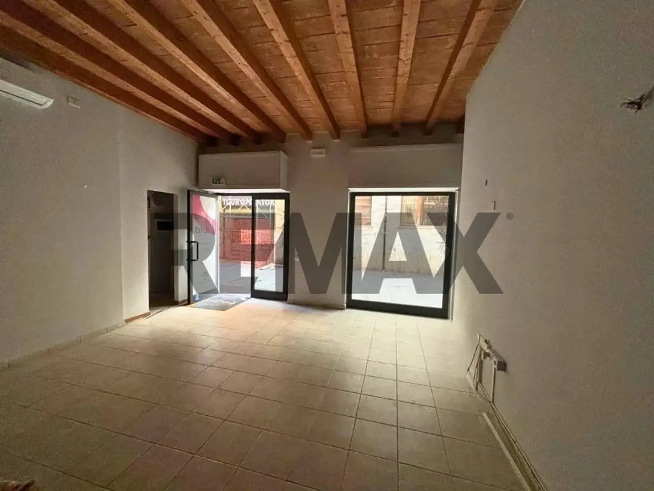 Negozio in , Grosseto, {3} - Foto 1