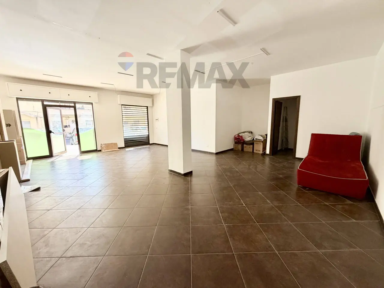 Negozio in Via Corradino di Svevia 30, Bagheria, {3} - Foto 2