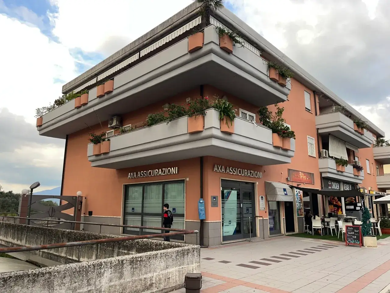 Palazzina commerciale in Via Giovanni Giminiani, Anagni, {3} - Foto 1