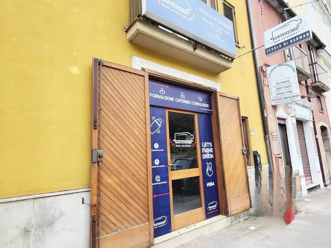 Negozio in Via Francesco Tedesco, Avellino, {3} - Foto 1
