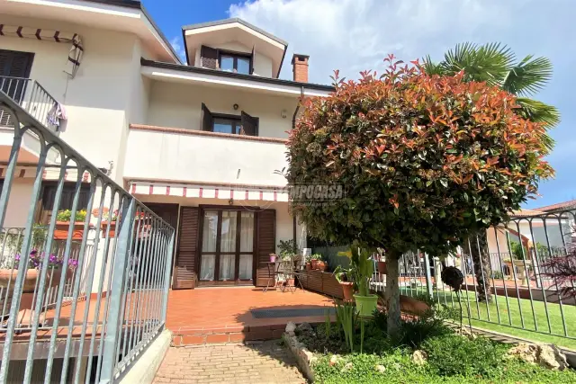 Terraced house in Via Vincenzo Bellini, Rivalta di Torino - Photo 1