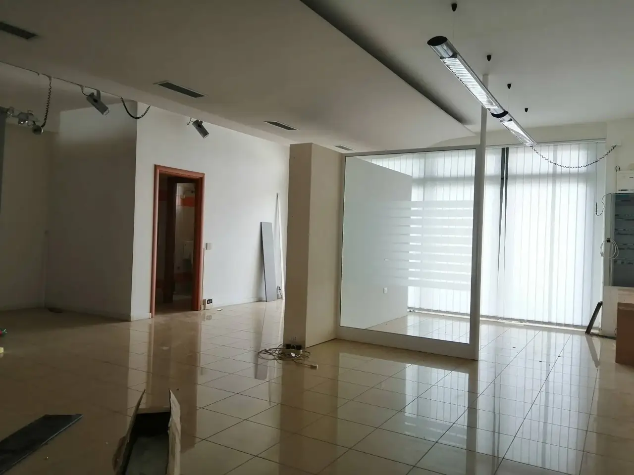Esercizio commerciale in Via Livornese Est, Casciana Terme Lari, {3} - Foto 1