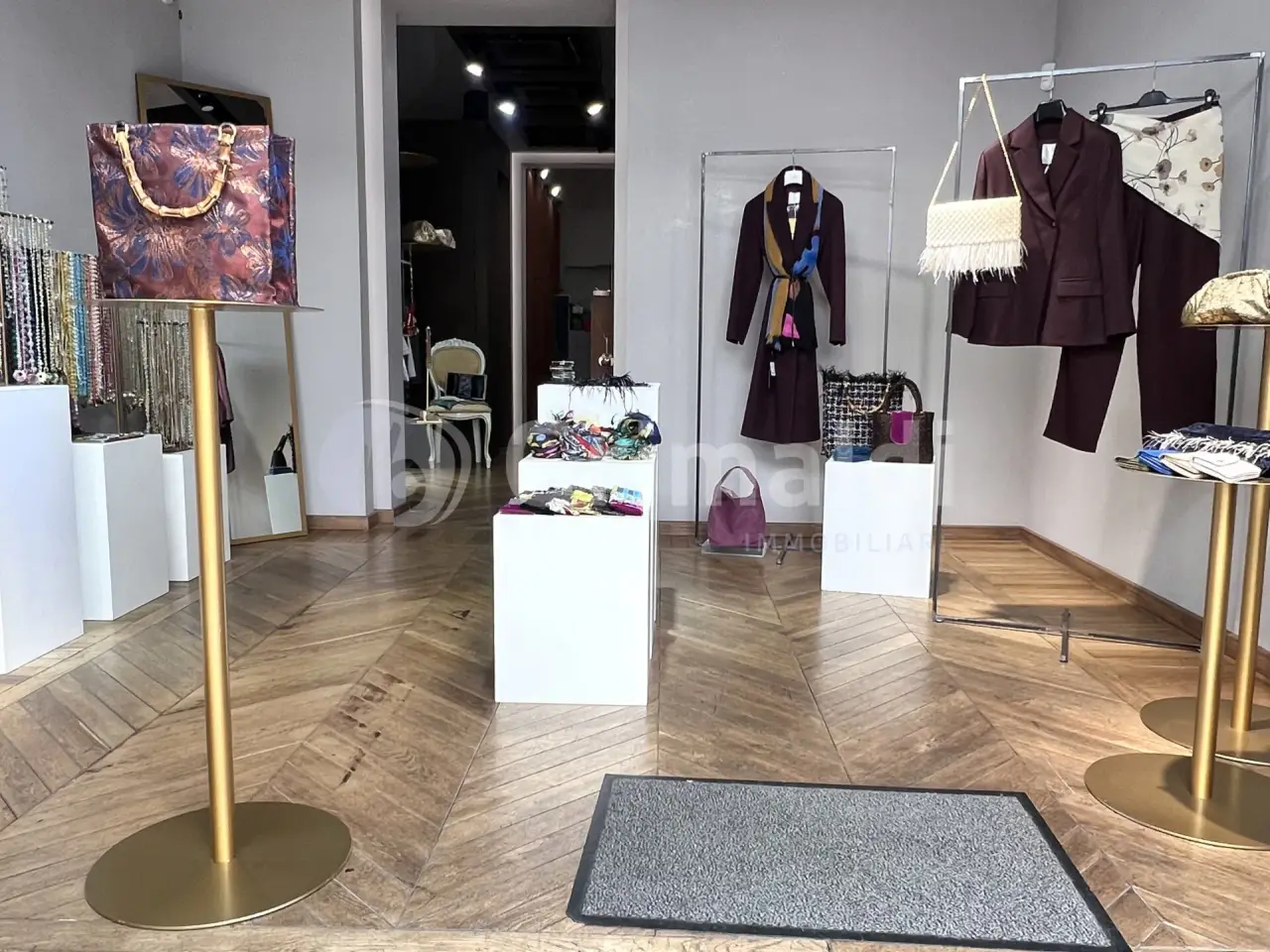 Negozio in Via Filippo Bacile 19, Lecce, {3} - Foto 1