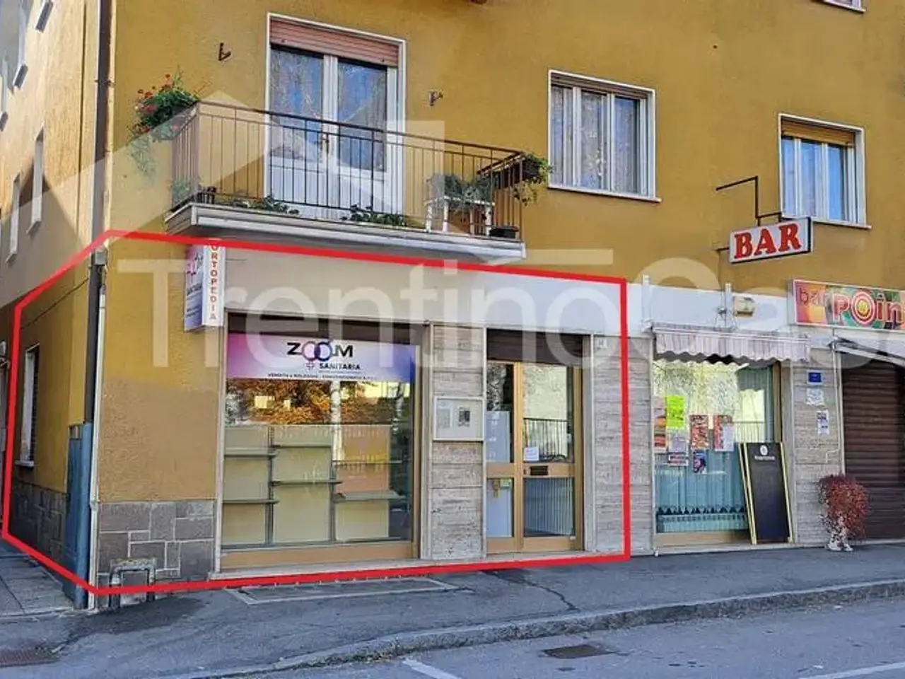 Negozio in Via Legione Trentina 10, Tione Di Trento, {3} - Foto 2