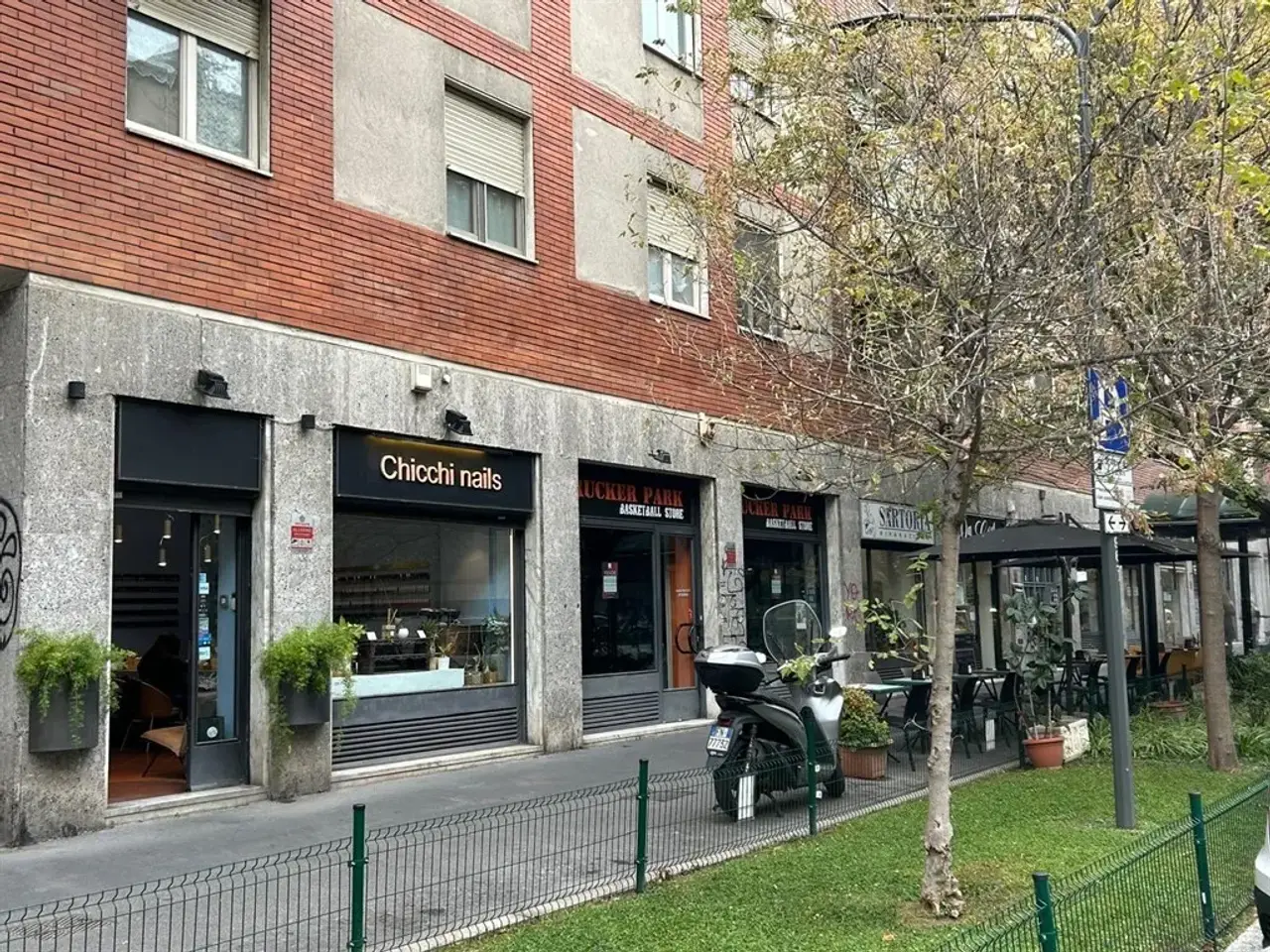 Negozio in Via Washington 82, Milano, {3} - Foto 1