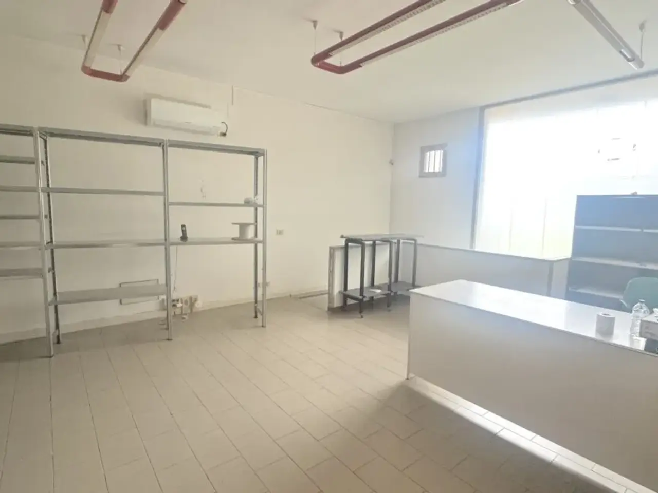 Locale commerciale in Calenzano, Firenze, Toscana, 50041, Italia, Calenzano, {3} - Foto 1