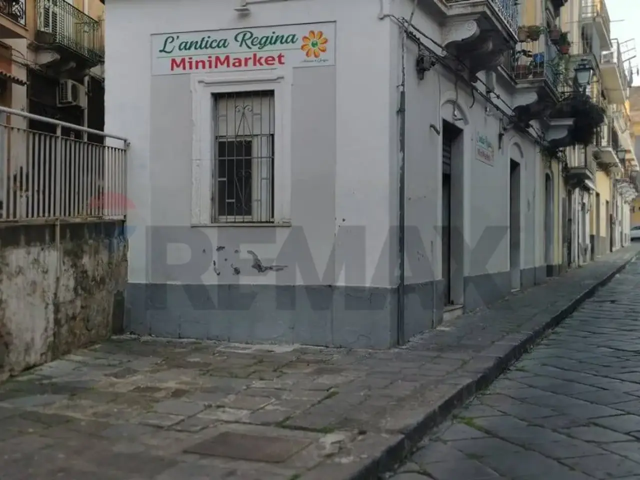 Negozio in Via Regina Margherita 79/81, Lentini, {3} - Foto 2