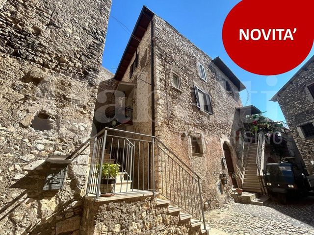 3-room flat in Via Impaccianti, Sermoneta - Photo 1